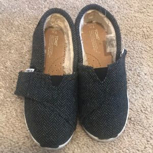 TOMS Slip Ons